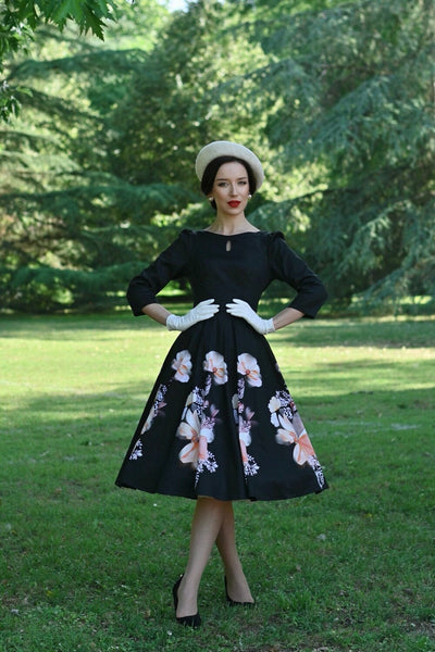 Mila Floral kjóll