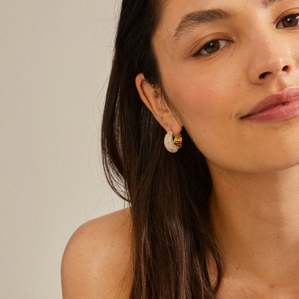Naomi crystal hoops -gylltir
