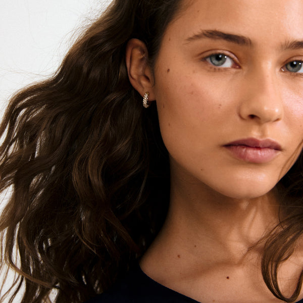 Tatum small eyrnalokkar - Gylltir