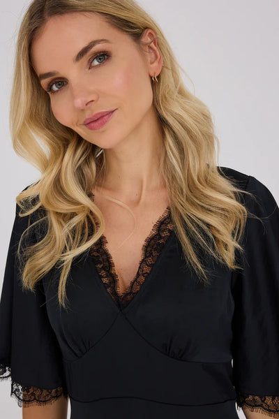 Flowy kjóll