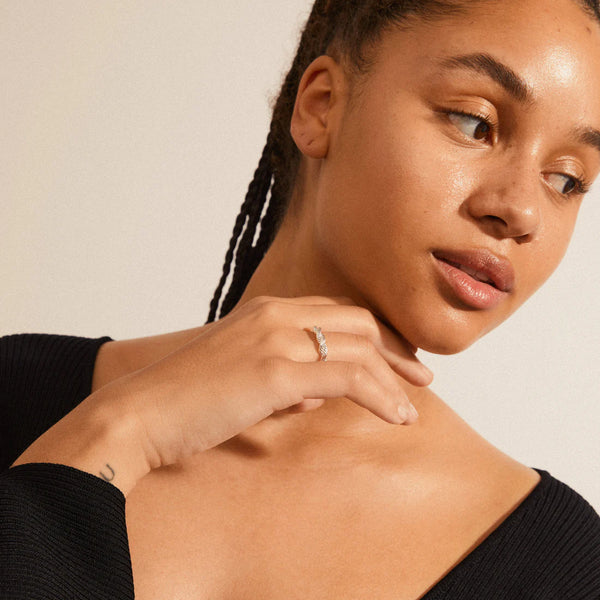 ANNIKA  robe chain Hringur Silfraður