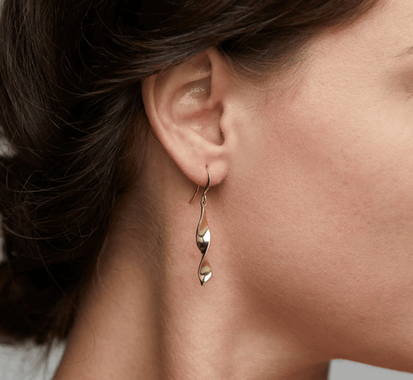 Elaine Twirl earrings Gold